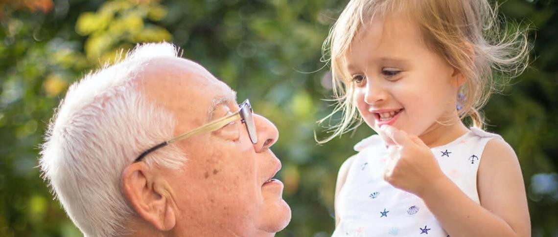 Jung und alt gemeinsam